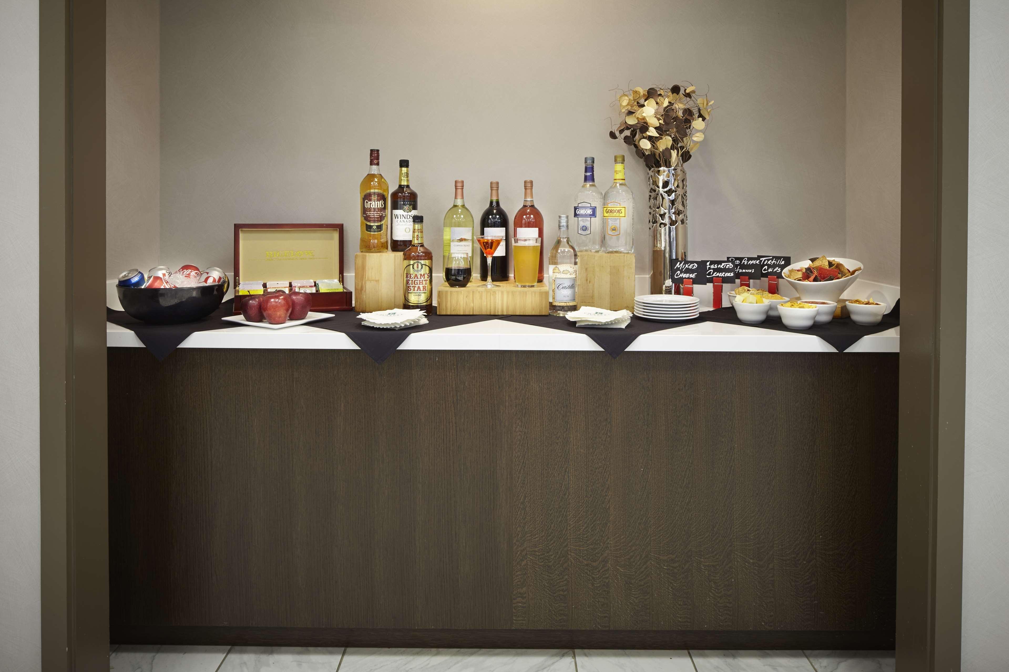Embassy Suites By Hilton Atlanta Galleria Смирна Екстериор снимка