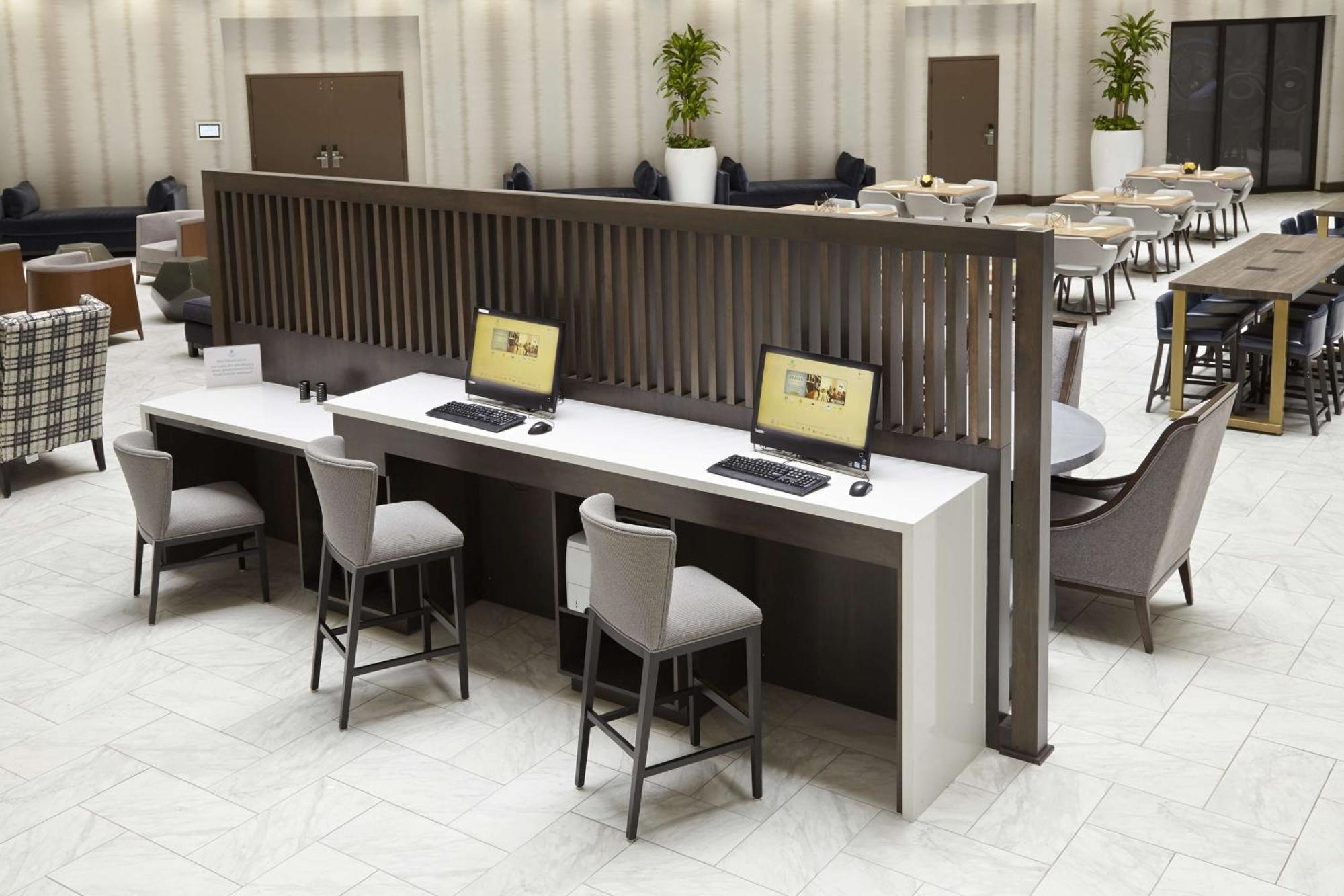 Embassy Suites By Hilton Atlanta Galleria Смирна Екстериор снимка
