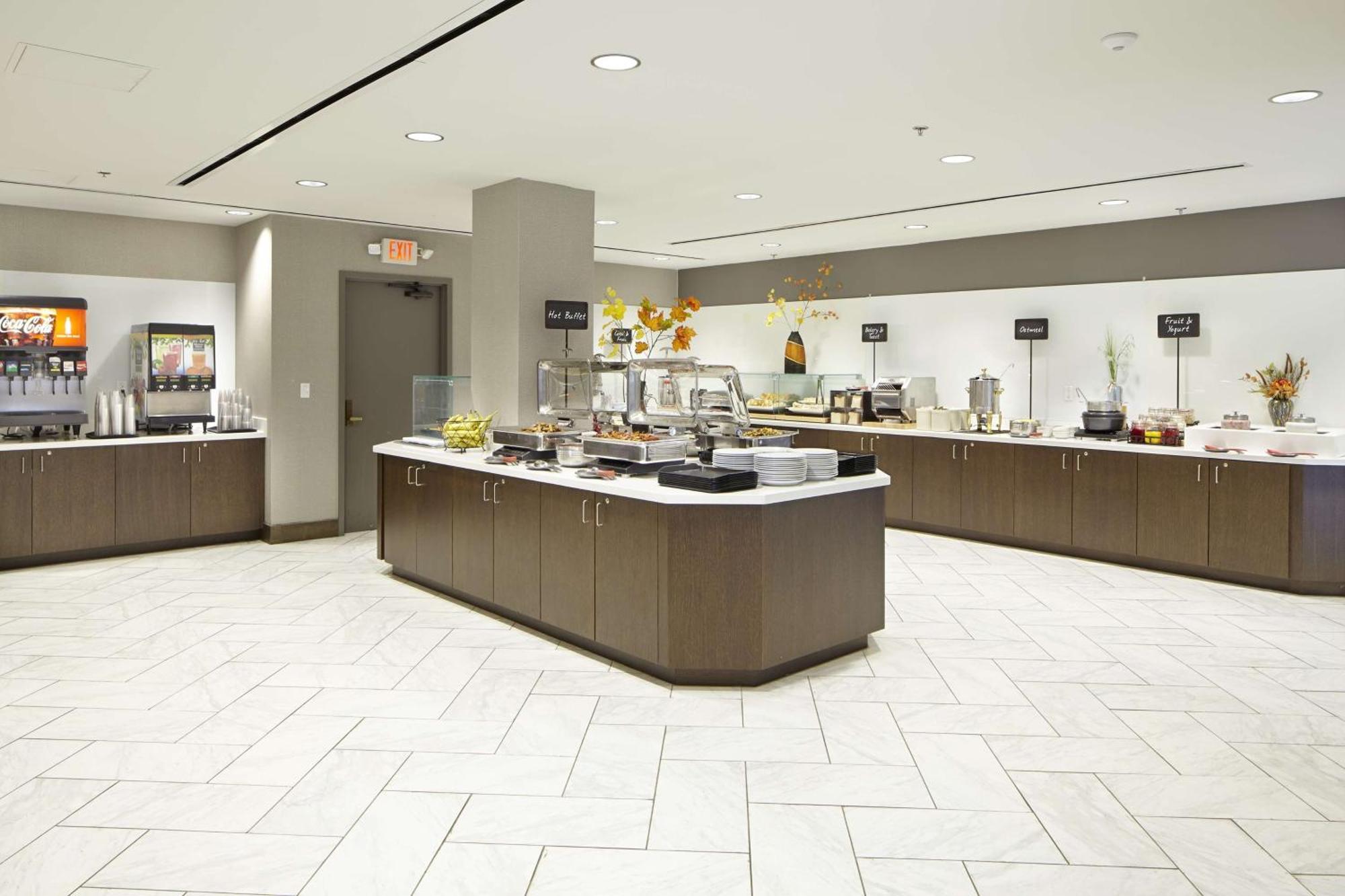 Embassy Suites By Hilton Atlanta Galleria Смирна Екстериор снимка