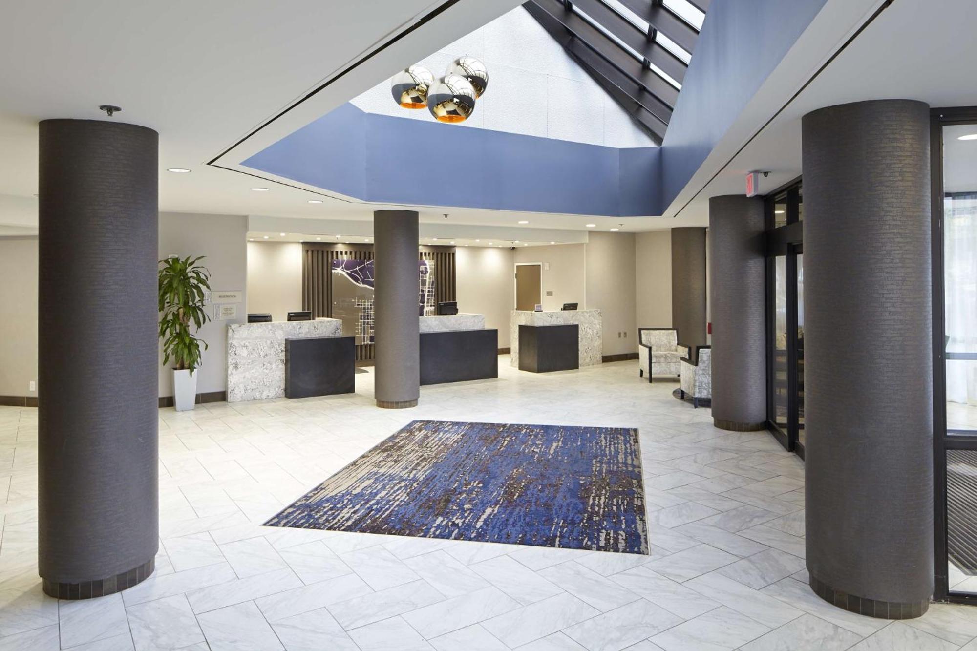 Embassy Suites By Hilton Atlanta Galleria Смирна Екстериор снимка