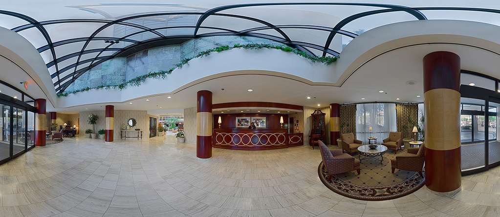 Embassy Suites By Hilton Atlanta Galleria Смирна Интериор снимка