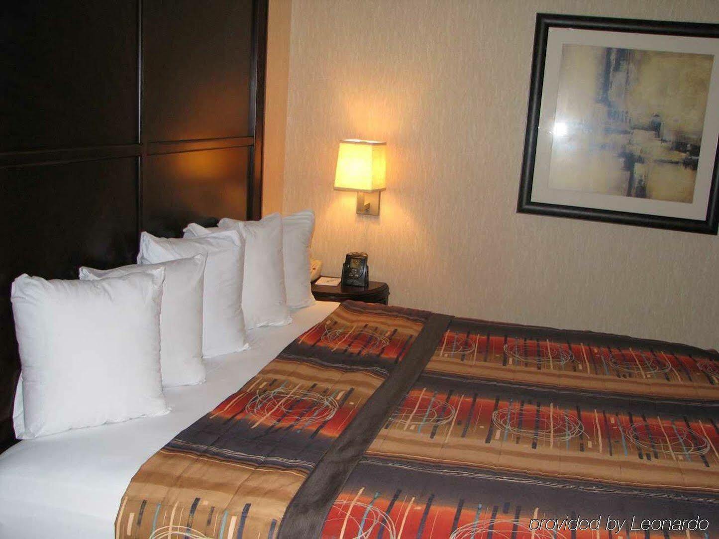 Embassy Suites By Hilton Atlanta Galleria Смирна Екстериор снимка